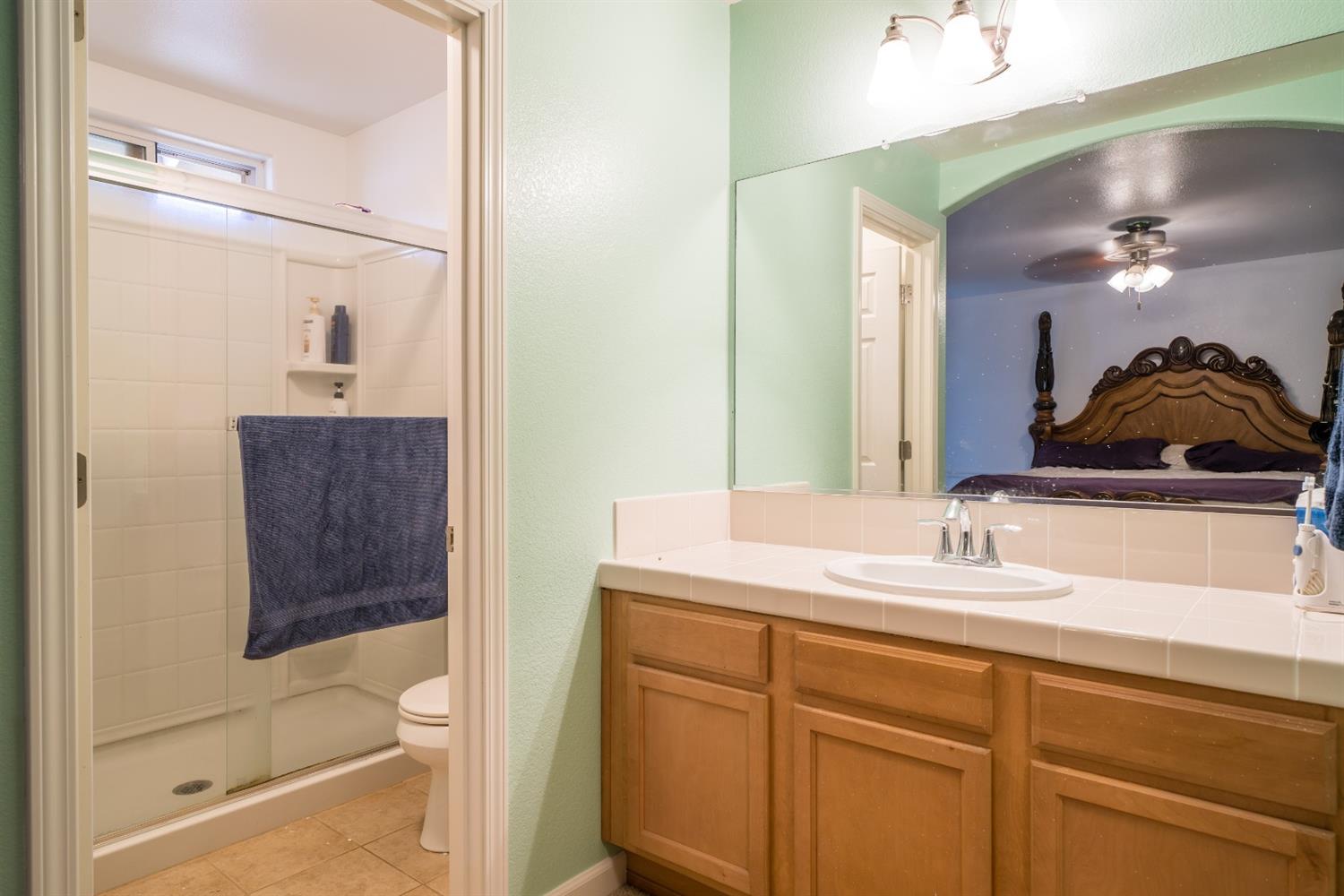 359 East Huntsman Avenue Reedley, CA 93654 - Photo 16 of 25 Gallery Image 16