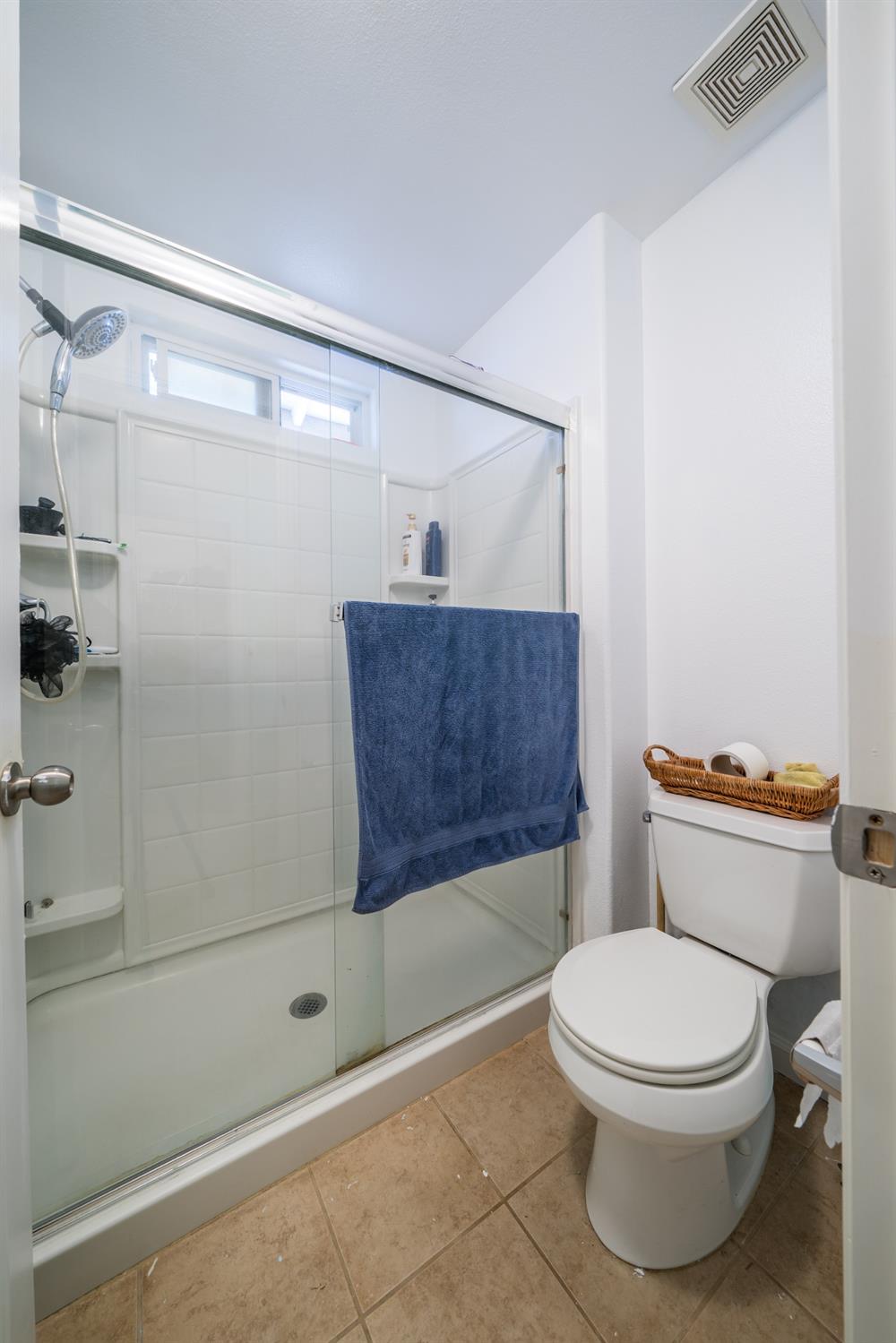 359 East Huntsman Avenue Reedley, CA 93654 - Photo 17 of 25 Gallery Image 17