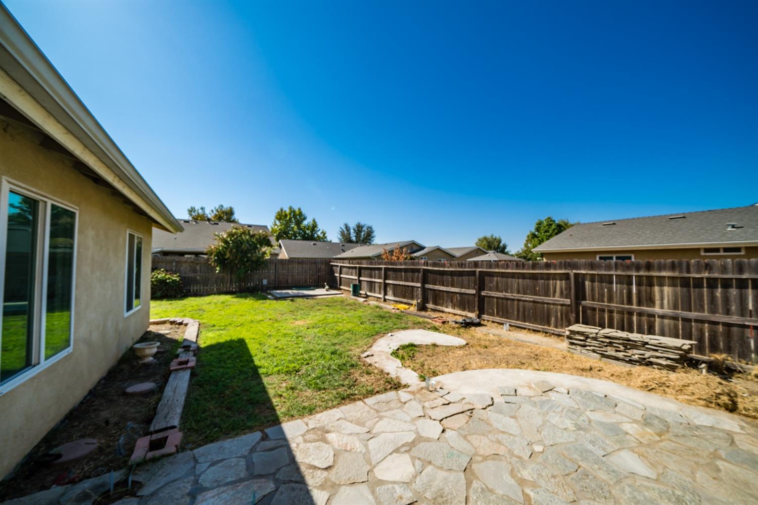 359 East Huntsman Avenue Reedley, CA 93654 - Photo 23 of 25 Gallery Image 23