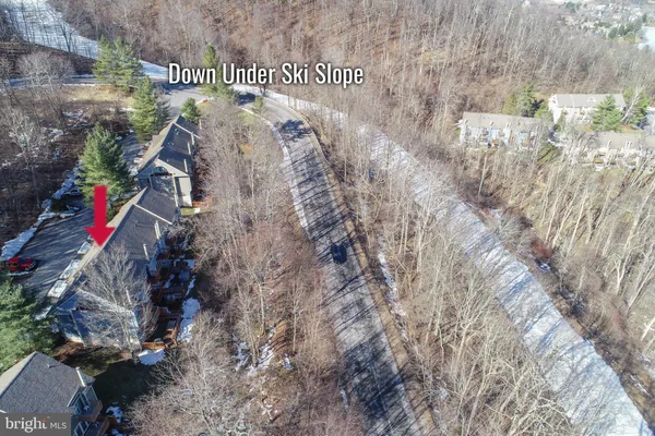 a view of outdoor space and city view