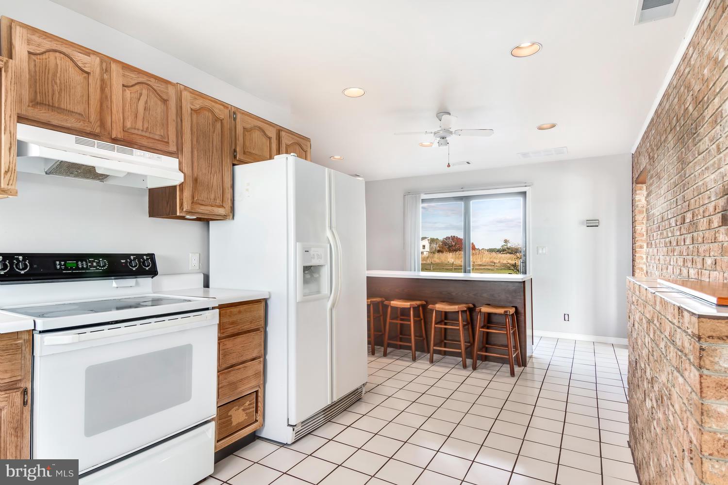 5239 Ragged Point Road Cambridge, MD 21613 - Photo 17 of 36 Kitchen