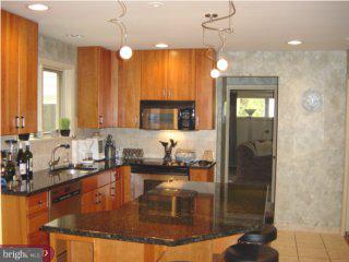 140 Davis Road Phoenixville, PA 19460 - Photo 4 of 6