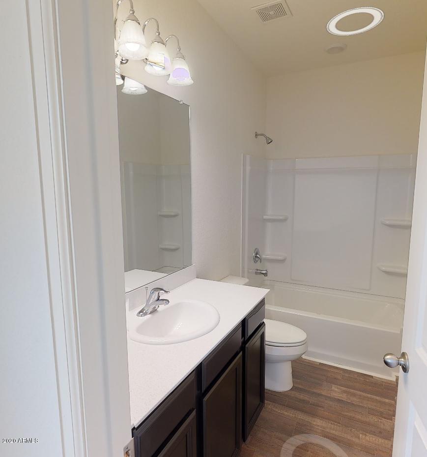 5752 East Moira Road Florence, AZ 85132 - Photo 8 of 13 Master Bath