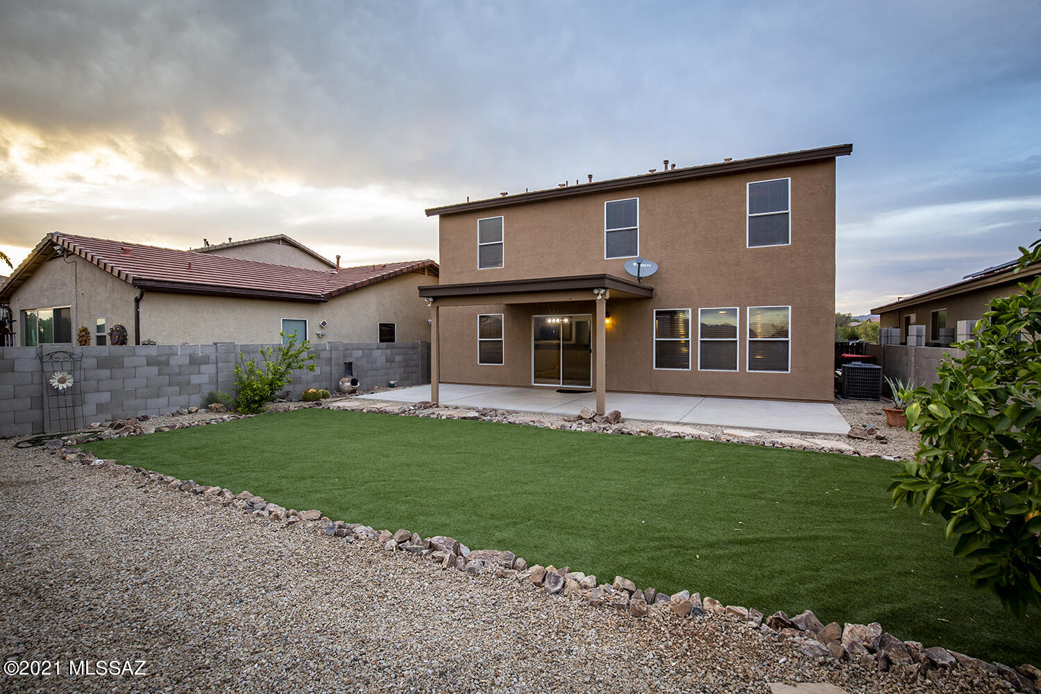 5741 West Rattler Street Tucson, AZ 85742 - Photo 7 of 32