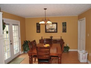1033 Cooks Valley Road Kingsport, TN 37664 - Photo 4 of 12 Photo 4