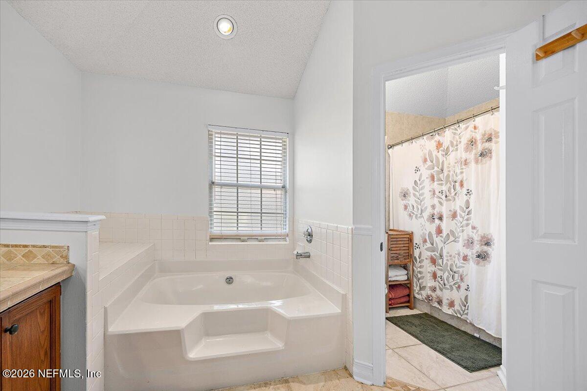 10954 Heathfield Road Jacksonville, FL 32225 - Photo 16 of 32 16-Primary Bathroom
