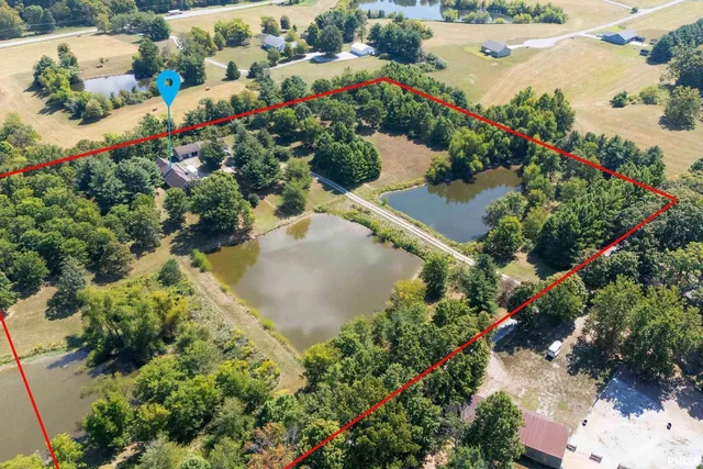 $399,000 | 350 Oak Grove Road, Makanda, IL 62958