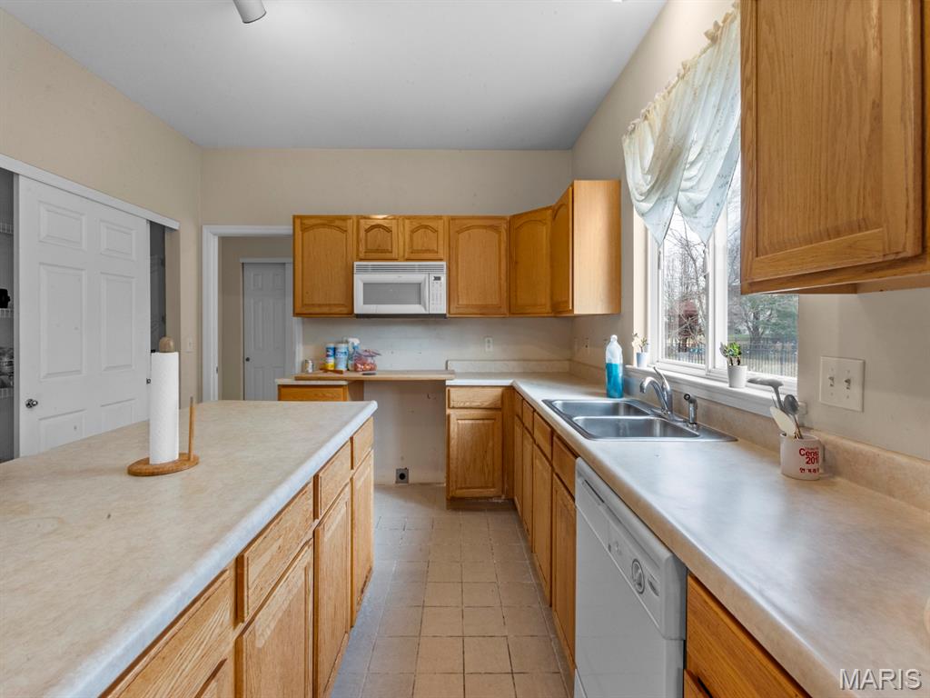 3408 Plainfield Way Shiloh, IL 62221 - Photo 13 of 47