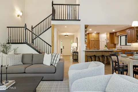 $3,695,000 | 860 Deer Boulevard, Avon, CO 81620