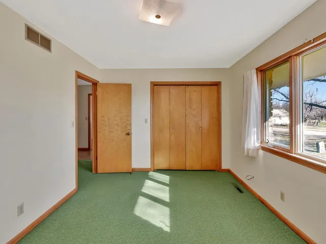 $500,000 | 806 East Rosewood Street, Rose Hill, KS 67133