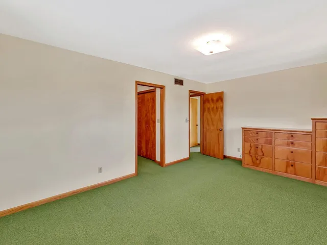 $500,000 | 806 East Rosewood Street, Rose Hill, KS 67133