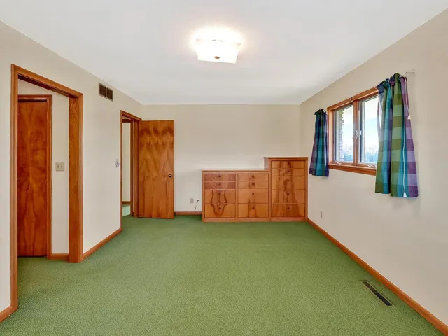 $500,000 | 806 East Rosewood Street, Rose Hill, KS 67133