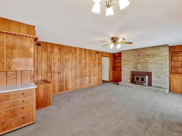 $500,000 | 806 East Rosewood Street, Rose Hill, KS 67133