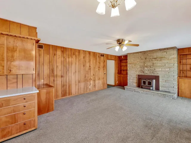 $500,000 | 806 East Rosewood Street, Rose Hill, KS 67133