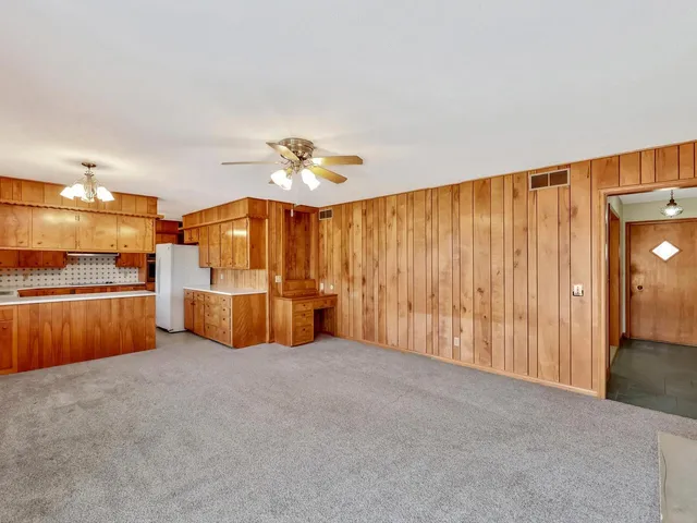 $500,000 | 806 East Rosewood Street, Rose Hill, KS 67133