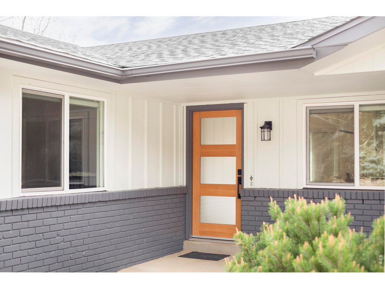 Tucked into a quiet cul-de-sac in South Boulder's Table Mesa neighborhood, 646 Furman Way offers a setting defined by both calm and immediate access to the outdoors.