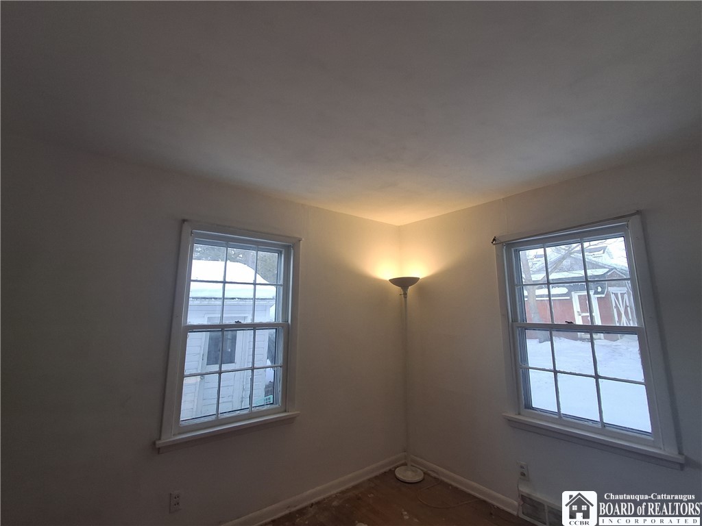 269 Delaware Avenue Jamestown, NY 14701 - Photo 5 of 8 Bed II