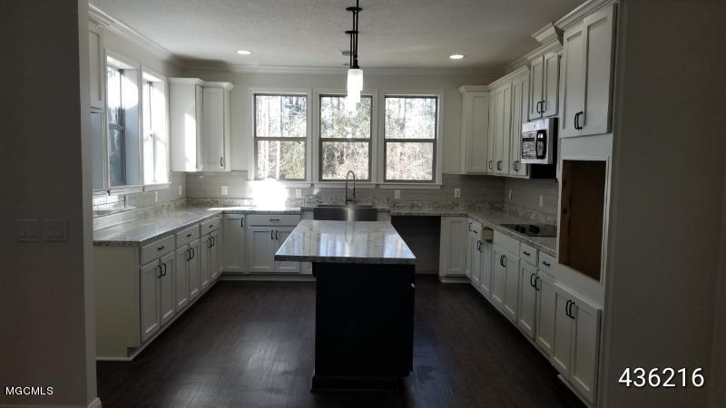 219 Hickory Nut Road Picayune, MS 39466 - Photo 5 of 34 E3EAE7BC-116C-4F4D-8863-842150721931