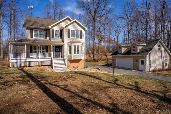 $574,900 | 1397 Smoketree Drive, Forest, VA 24551