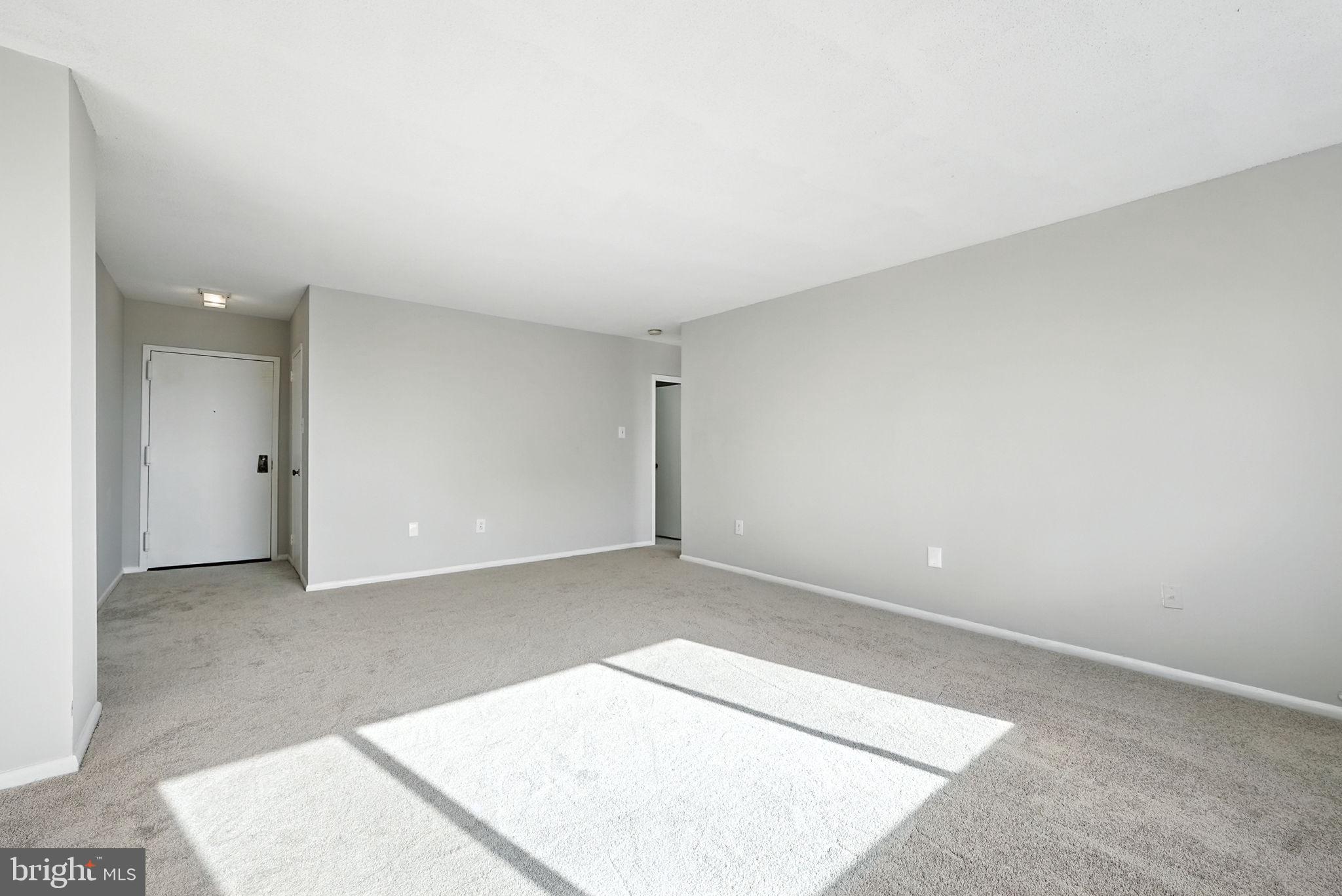 2059 Huntington Avenue, Unit 503 Alexandria, VA 22303 - Photo 11 of 22 an empty room with an entryway