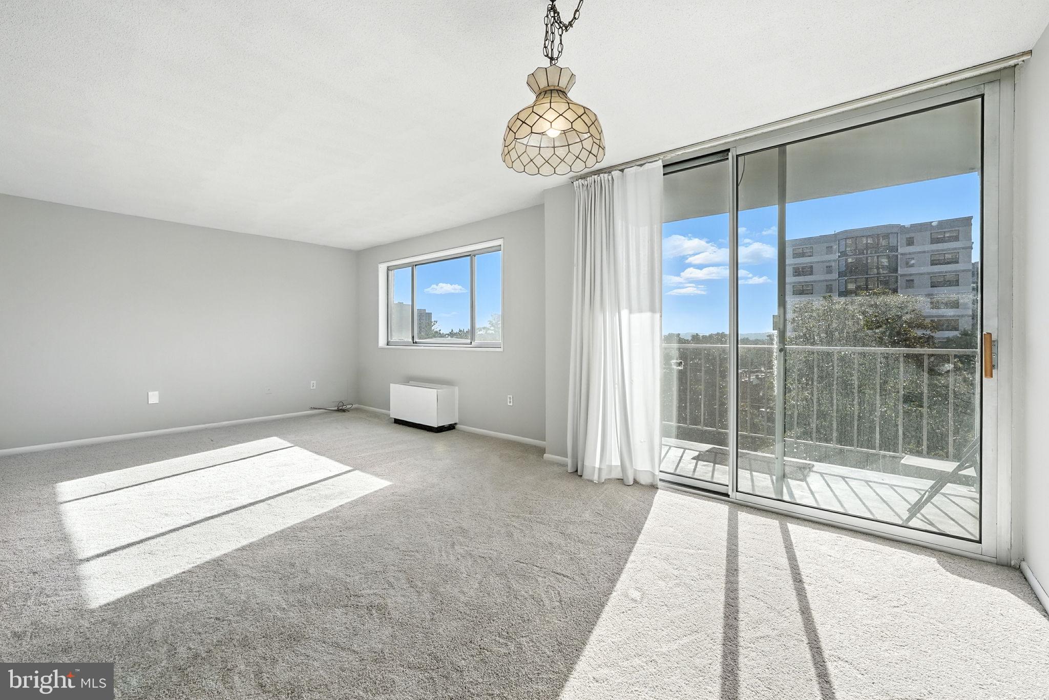 2059 Huntington Avenue, Unit 503 Alexandria, VA 22303 - Photo 13 of 22 a view of an empty room and window