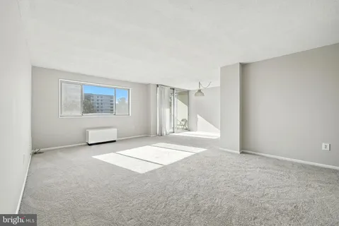 $210,000 | 2059 Huntington Avenue, Unit 503, Alexandria, VA 22303