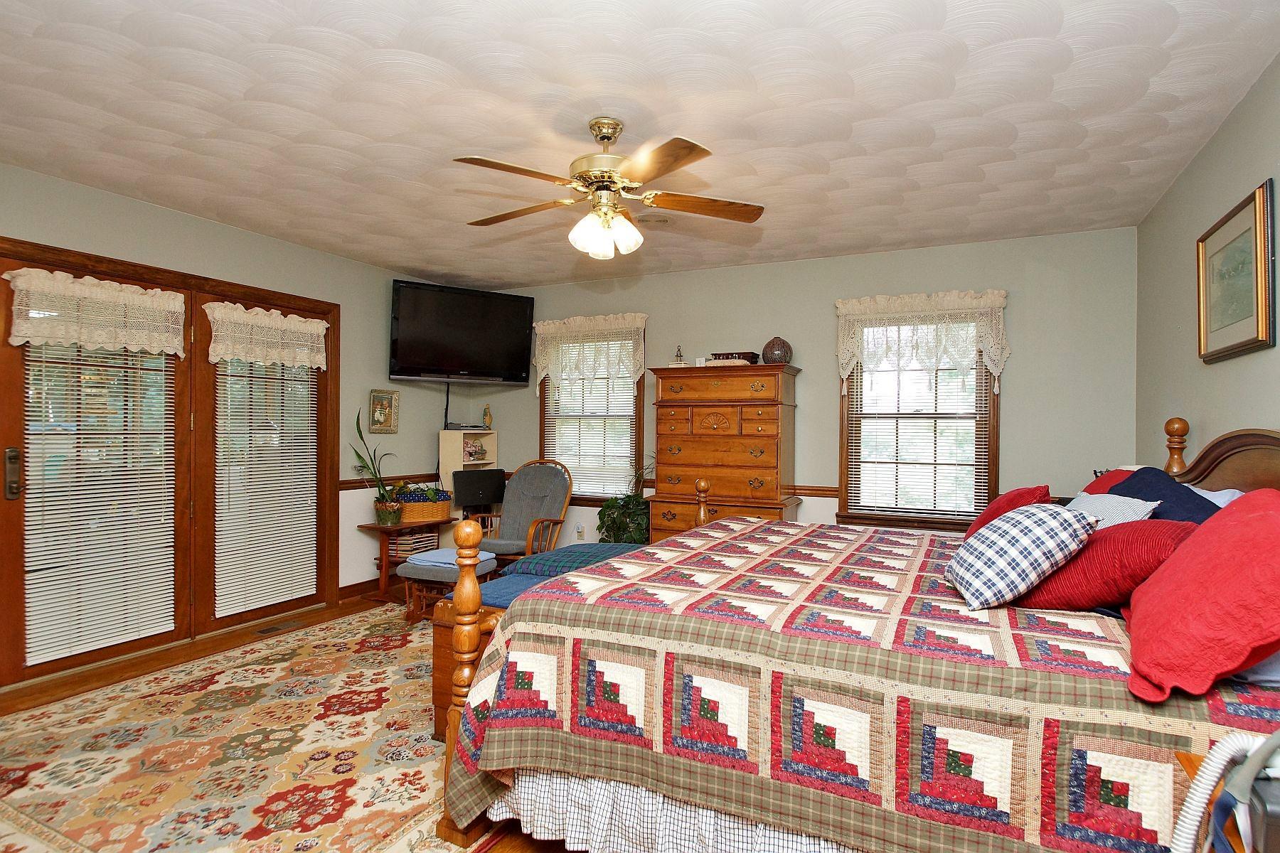 607 Stayman Road Roanoke, VA 24019 - Photo 40 of 73 DSC01080