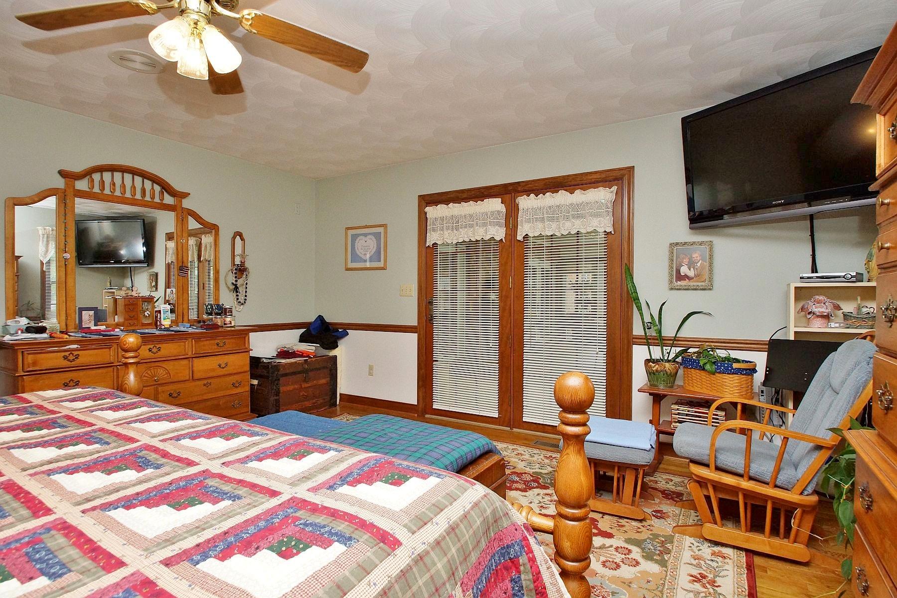 607 Stayman Road Roanoke, VA 24019 - Photo 44 of 73 DSC01086