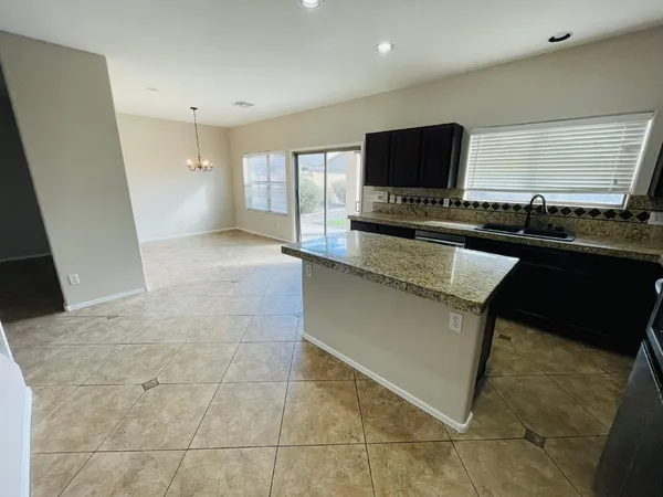 $1,700 | 45811 West Amsterdam Road, Maricopa, AZ 85139