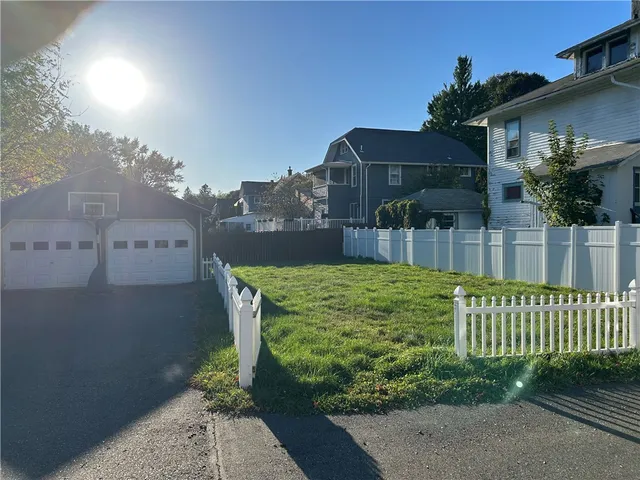 $1,550 | 411 Hoffman Street, Elmira, NY 14905