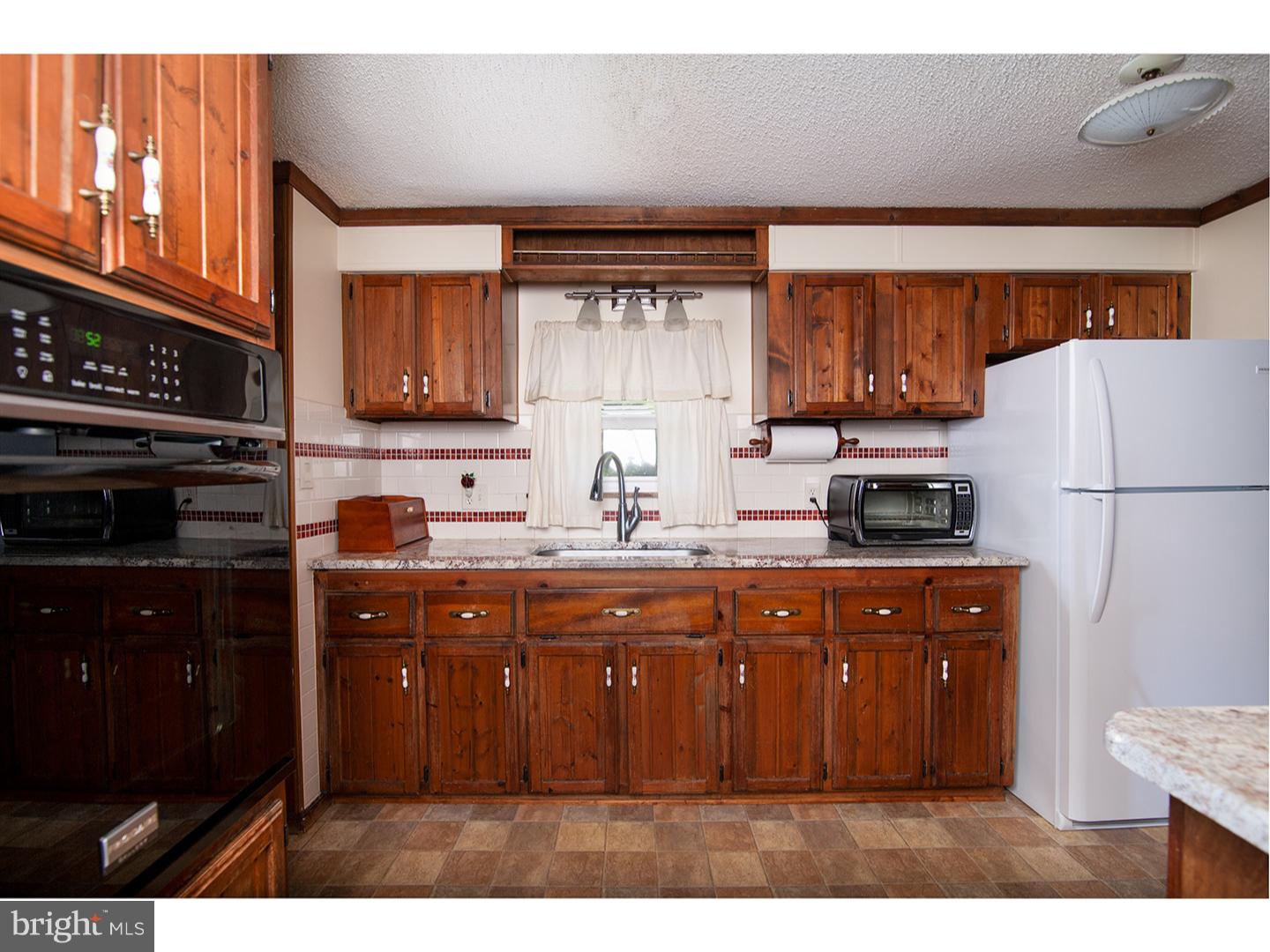 237 Jenkins Pond Road Milford, DE 19963 - Photo 15 of 24 Kitchen