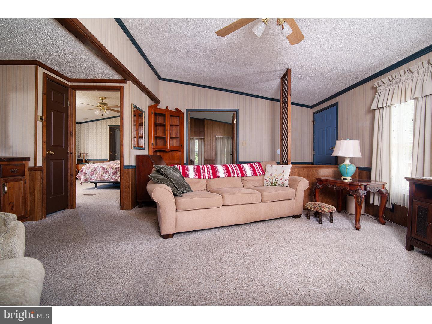 237 Jenkins Pond Road Milford, DE 19963 - Photo 10 of 24 Family Room
