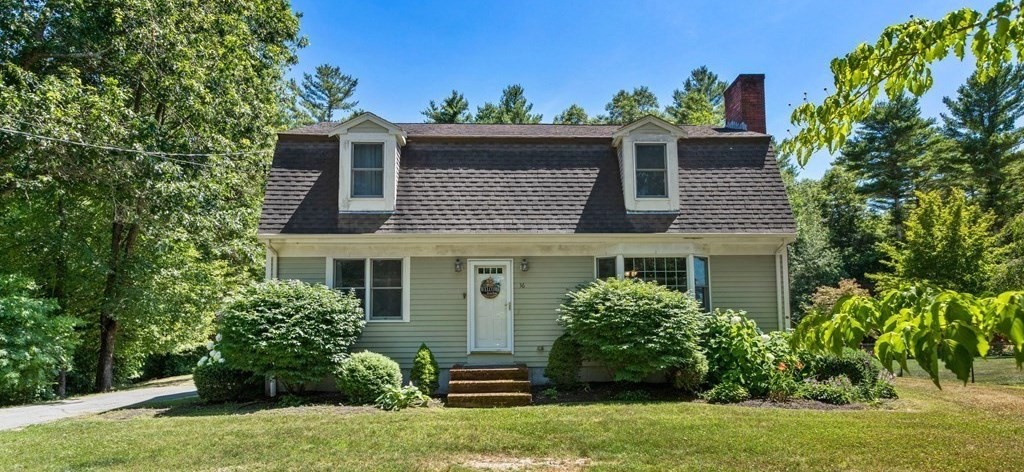 36 Mattapoisett Road Acushnet, MA 02743 - Photo 2 of 26 Gallery Image 2