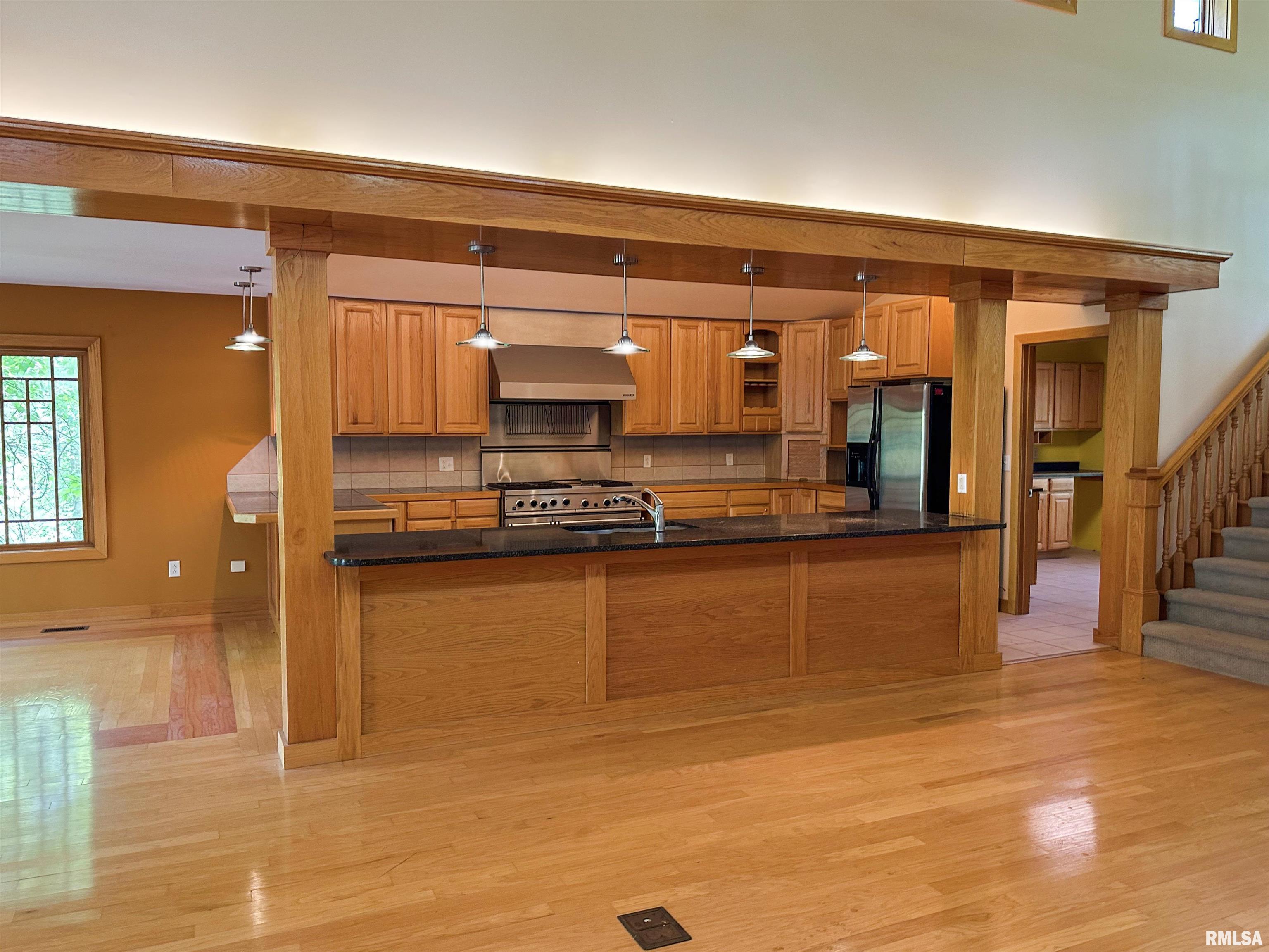 1000 Old Fairfield Road Mount Vernon, IL 62864 - Photo 11 of 43