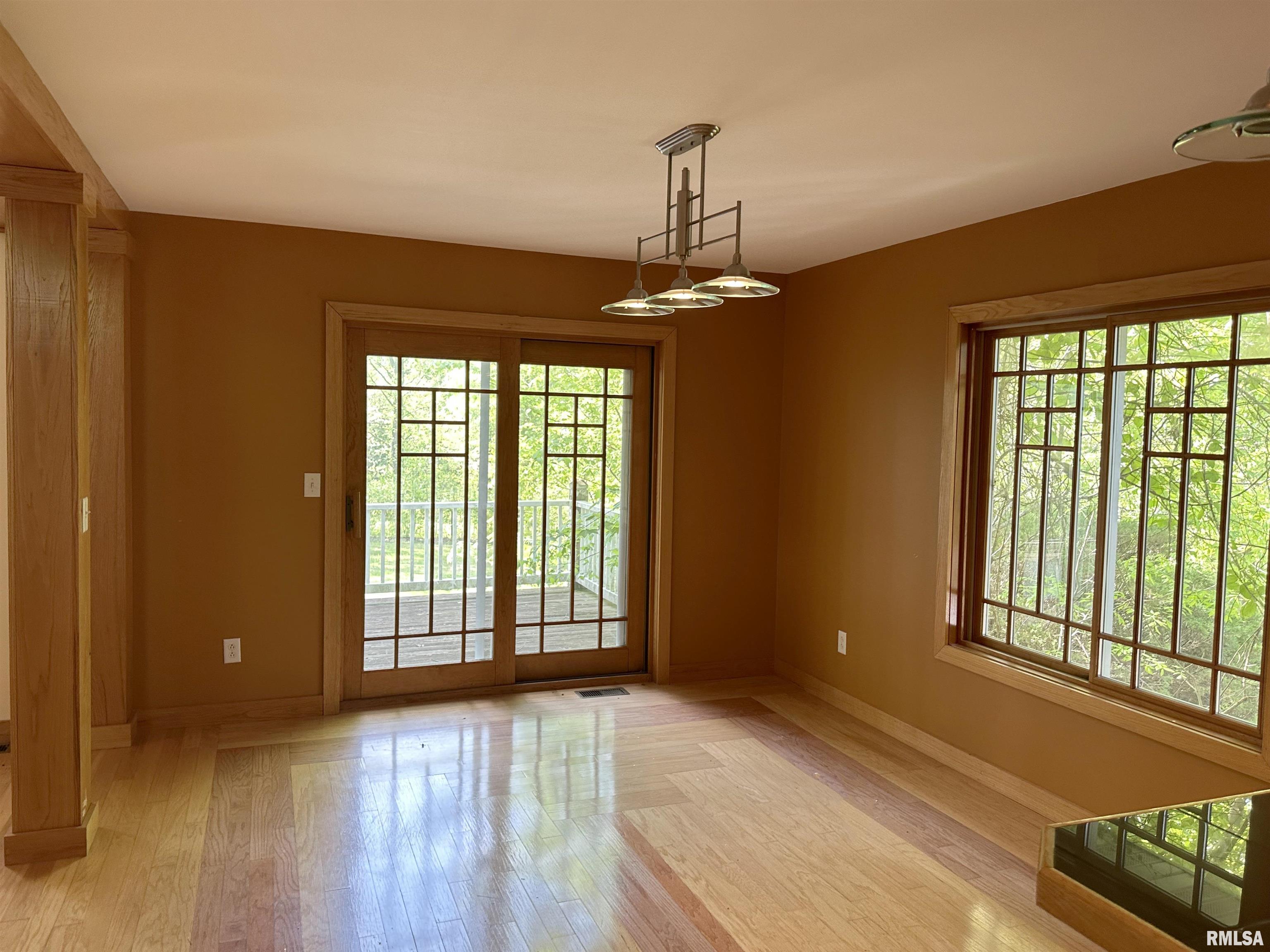 1000 Old Fairfield Road Mount Vernon, IL 62864 - Photo 16 of 43