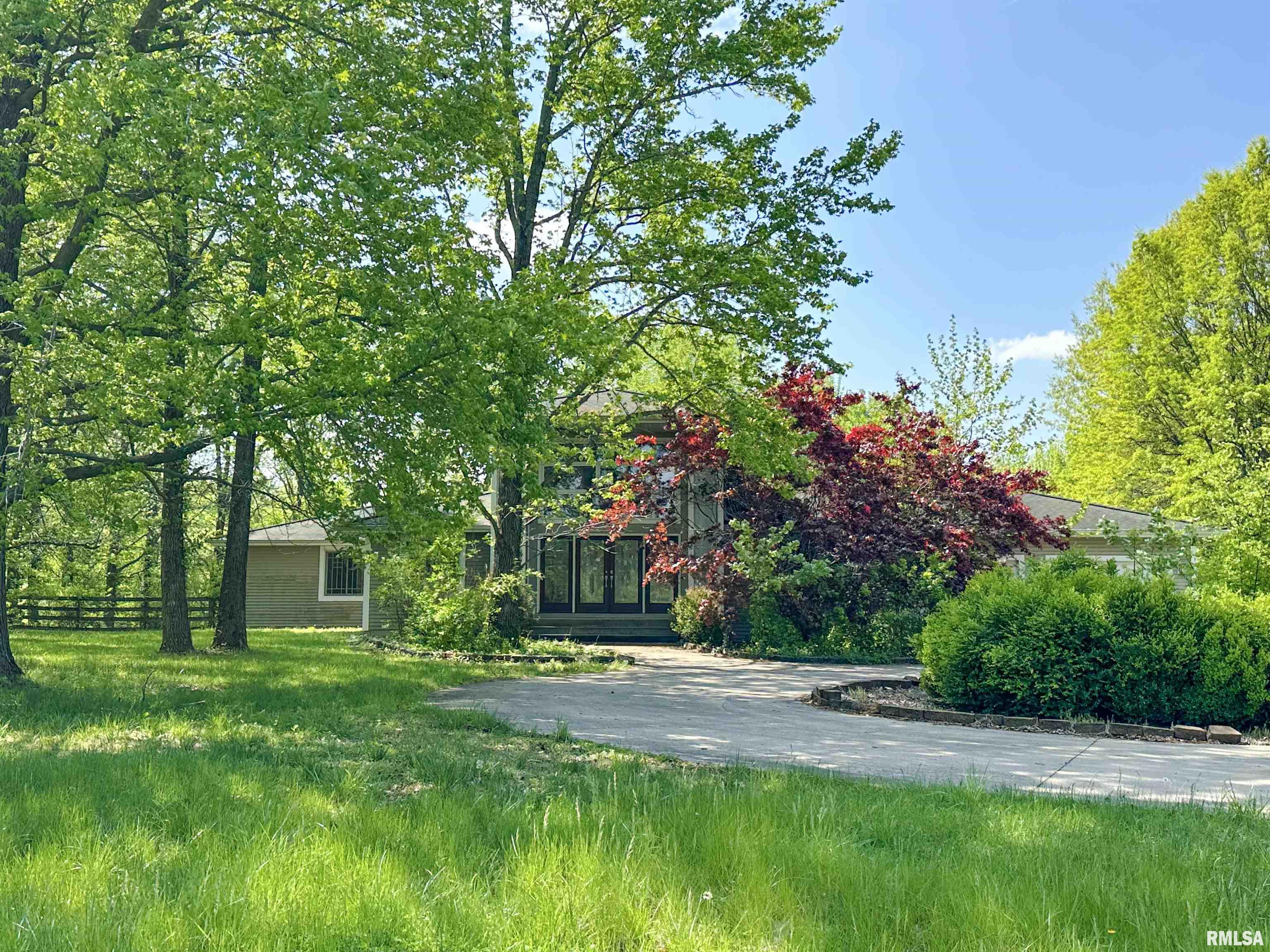 1000 Old Fairfield Road Mount Vernon, IL 62864 - Photo 4 of 43