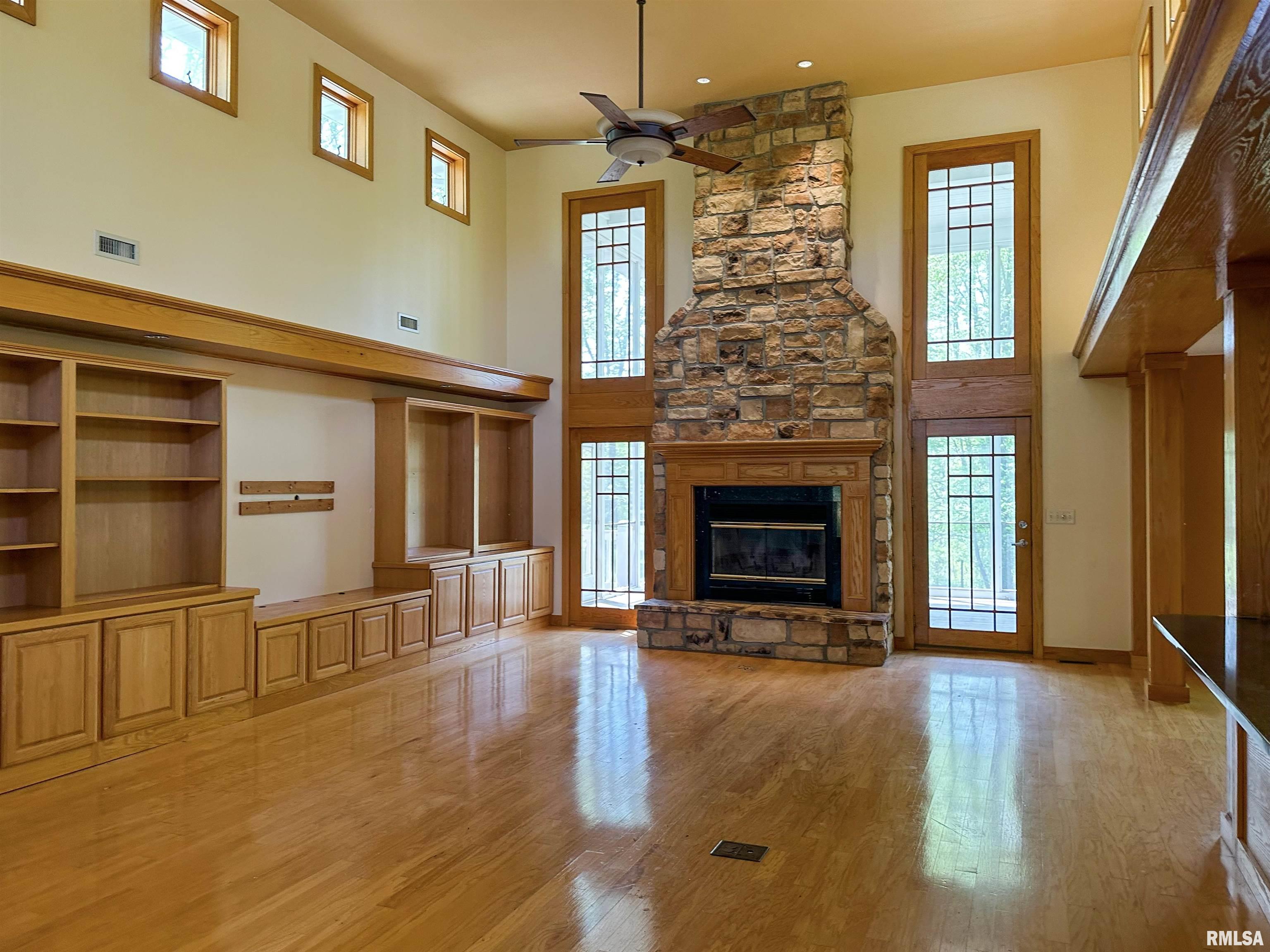 1000 Old Fairfield Road Mount Vernon, IL 62864 - Photo 8 of 43