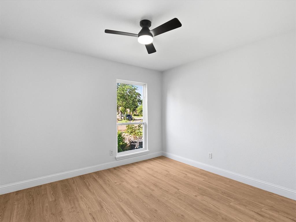 1952 Rambling Ridge Lane Carrollton, TX 75007 - Photo 20 of 29