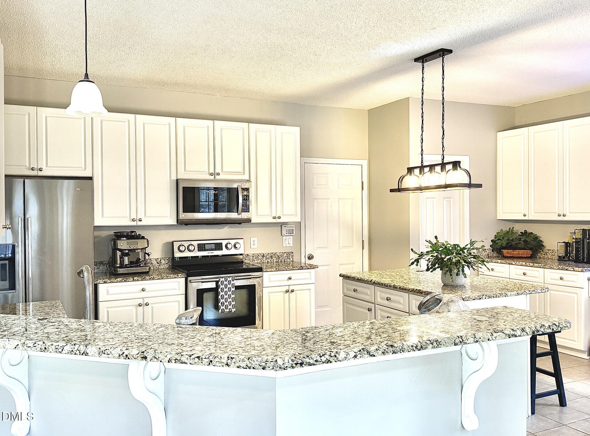 12200 Freemont Lane Raleigh, NC 27613 - Photo 14 of 43 12200FreemontLn_65721_14
