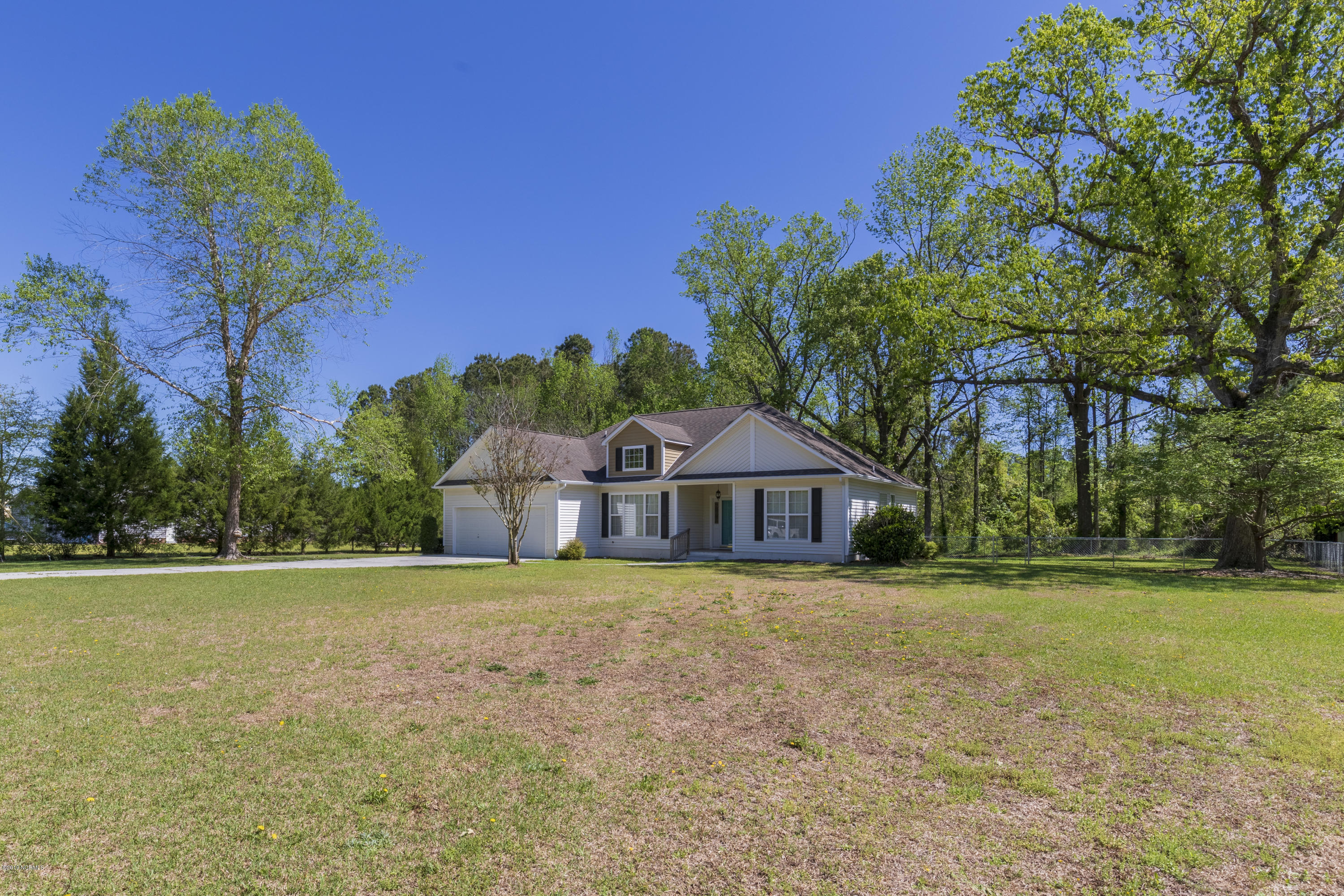 356 Bannermans Mill Road Richlands, NC 28574 - Photo 3 of 21 356 Bannerman - Interiors - 22 -HDR