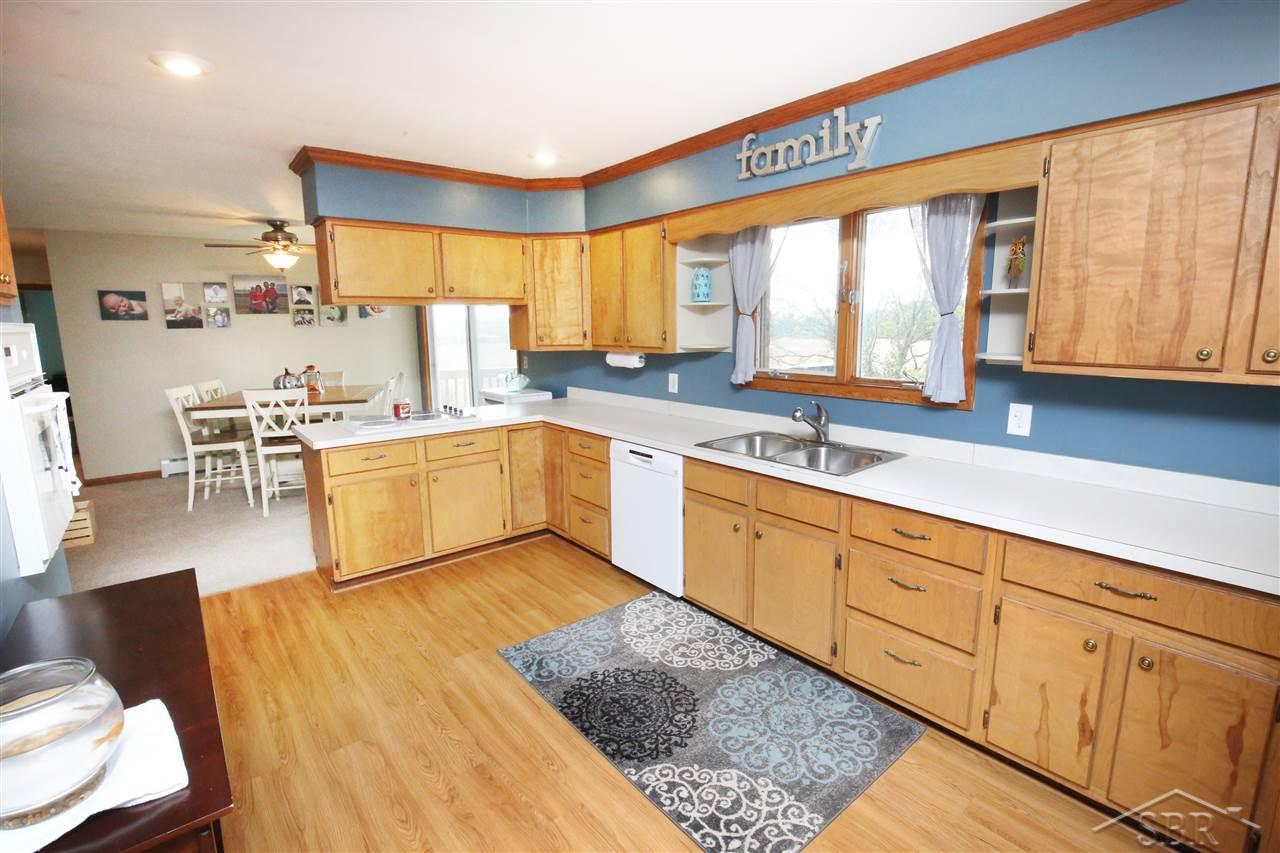 3663 Buzzell Road Gladwin, MI 48624 - Photo 16 of 36