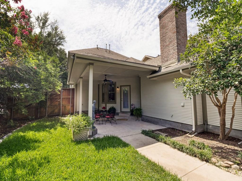 4947 Reiger Avenue Dallas, TX 75214 - Photo 34 of 35 covered patio overlooks side yard