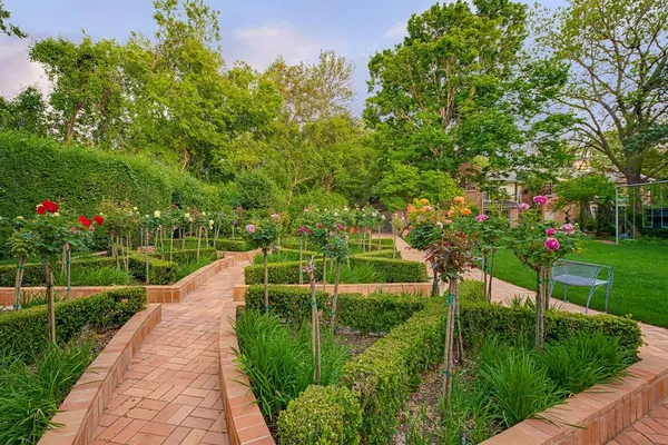 $9,600,000 | 5007 Seneca Drive, Dallas, TX 75209