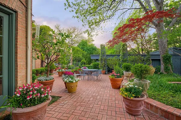 $9,600,000 | 5007 Seneca Drive, Dallas, TX 75209