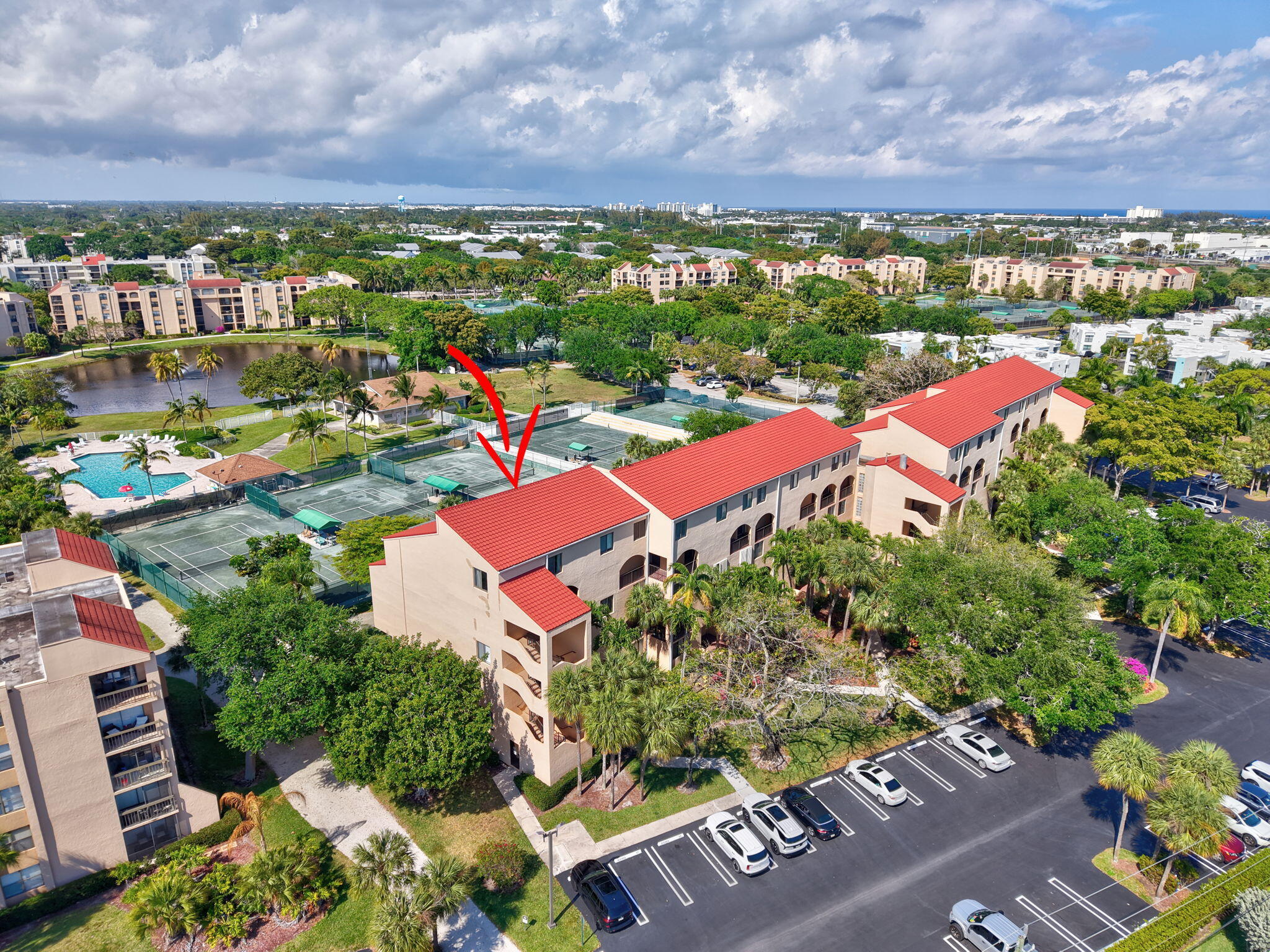 755 Dotterel Road, Unit 1512 Delray Beach, FL 33444 - Photo 30 of 48 an aerial view of residential houses and outdoor space