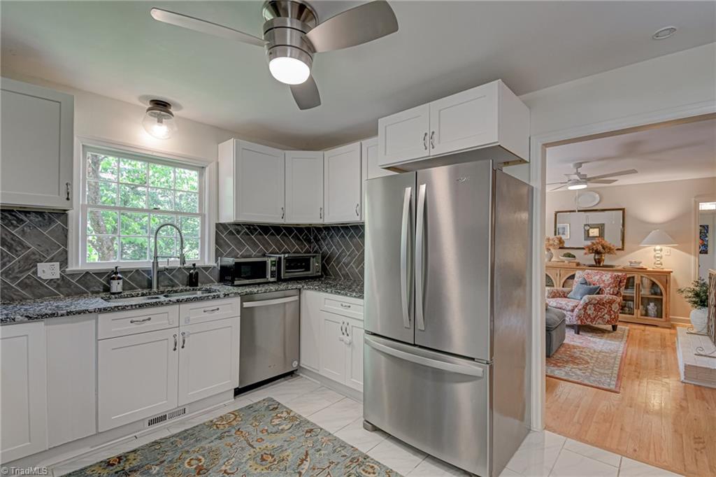 4210 Briarcliffe Road Northwest Winston-Salem, NC 27106 - Photo 14 of 43