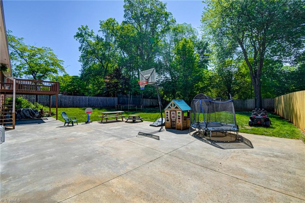 4210 Briarcliffe Road Northwest Winston-Salem, NC 27106 - Photo 39 of 43