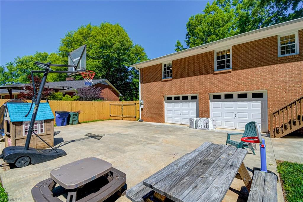 4210 Briarcliffe Road Northwest Winston-Salem, NC 27106 - Photo 40 of 43
