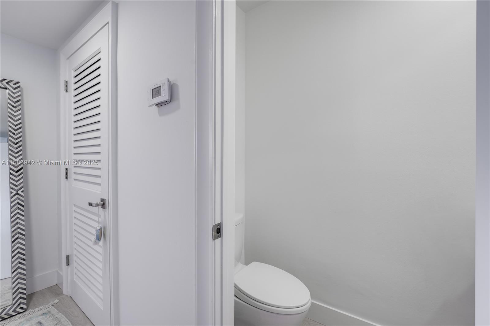 701 Brickell Key Boulevard, Unit LPH06 Miami, FL 33131 - Photo 40 of 50