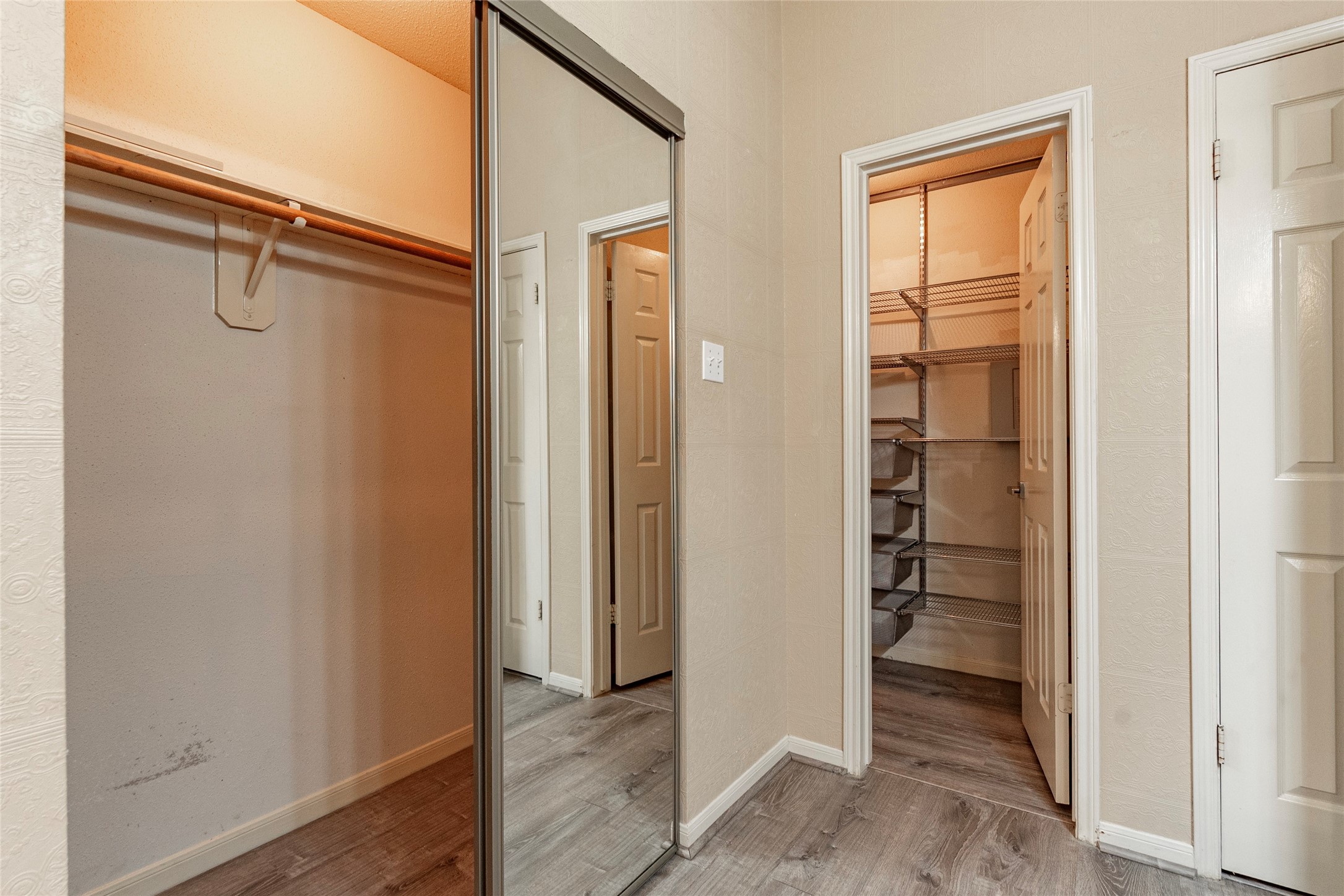 1227 Mabry Mill Road Houston, TX 77062 - Photo 26 of 39